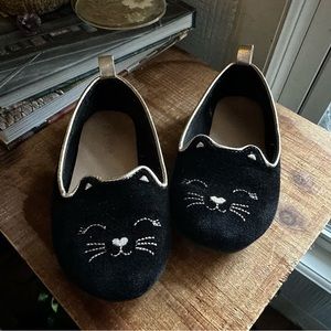 Old Navy size 8 toddlers cat shoes